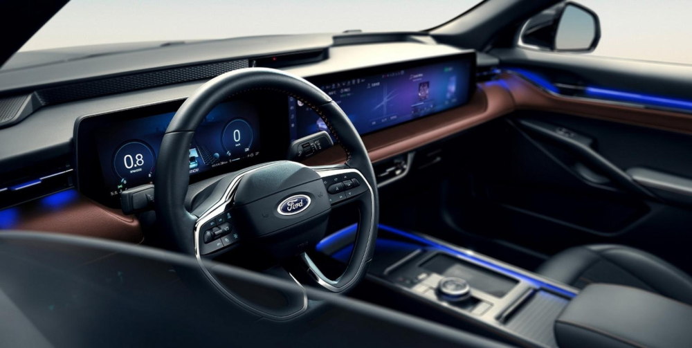 Màn hình dài 1,1 m trên mặt táp-lô của Ford Mondeo 2022 Màn hình dài 1,1 m trên mặt táp-lô của Ford Mondeo 2022