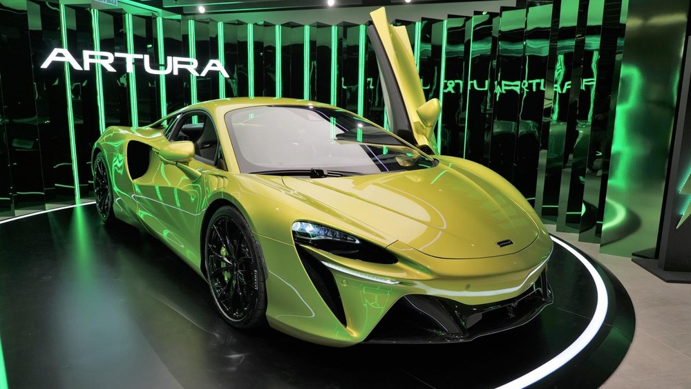 Siêu xe hybrid McLaren Artura chốt giá từ 15,99 tỷ đồng tại Việt Nam