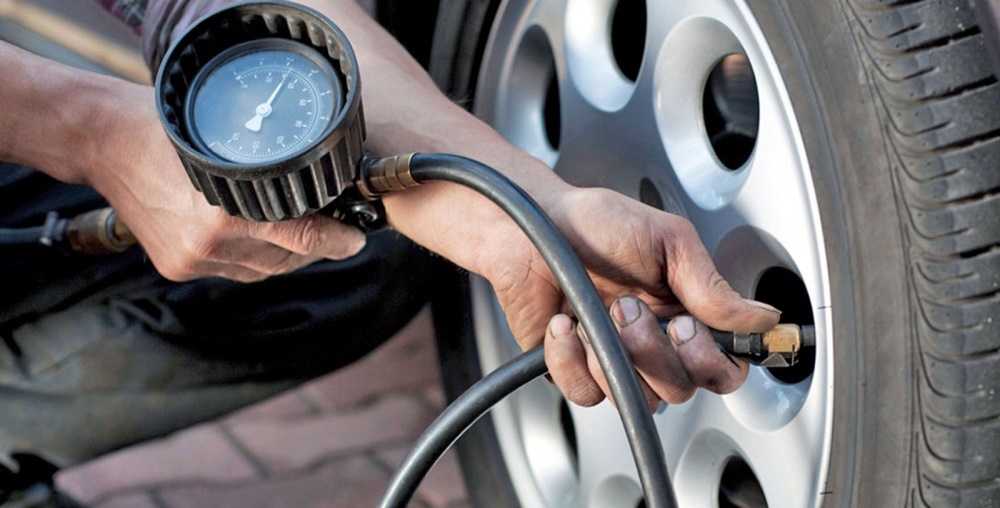 Lốp xe cần được thường xuyên bảo dưỡng và thay thế khi đã cũ.