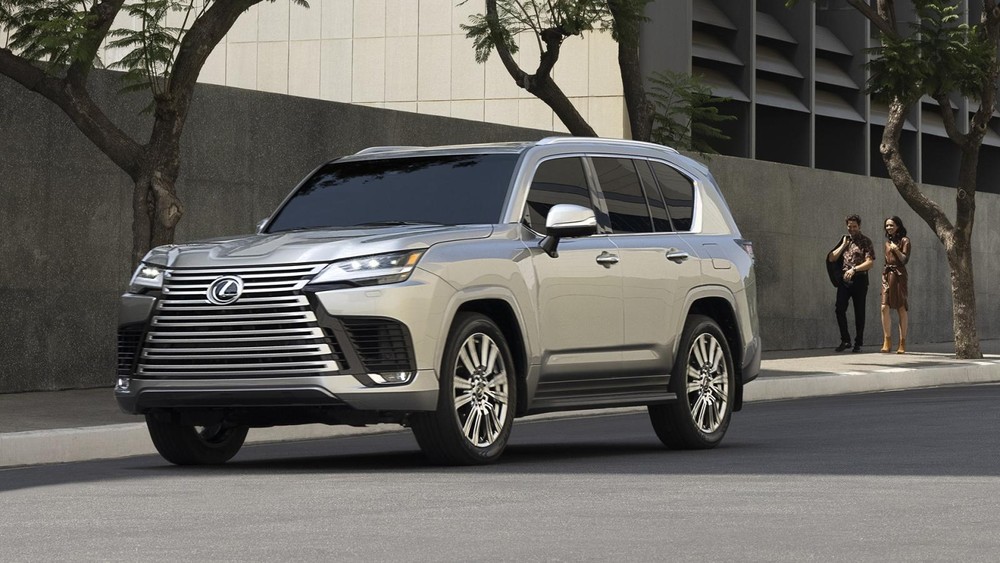 Sau NX thế hệ mới, đến lượt chuyên cơ mặt đất Lexus LX 600 2022 ra mắt Việt Nam trong tháng 4 này Sau NX thế hệ mới, đến lượt chuyên cơ mặt đất Lexus LX 600 2022 ra mắt Việt Nam trong tháng 4 này