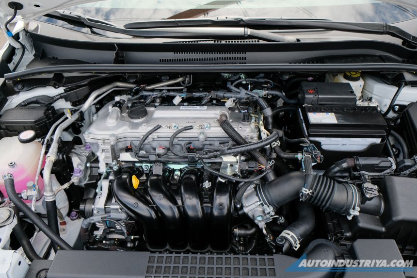 Động cơ của Toyota Corolla Altis GR Sport 2022 vẫn giống bản thường Động cơ của Toyota Corolla Altis GR Sport 2022 vẫn giống bản thường