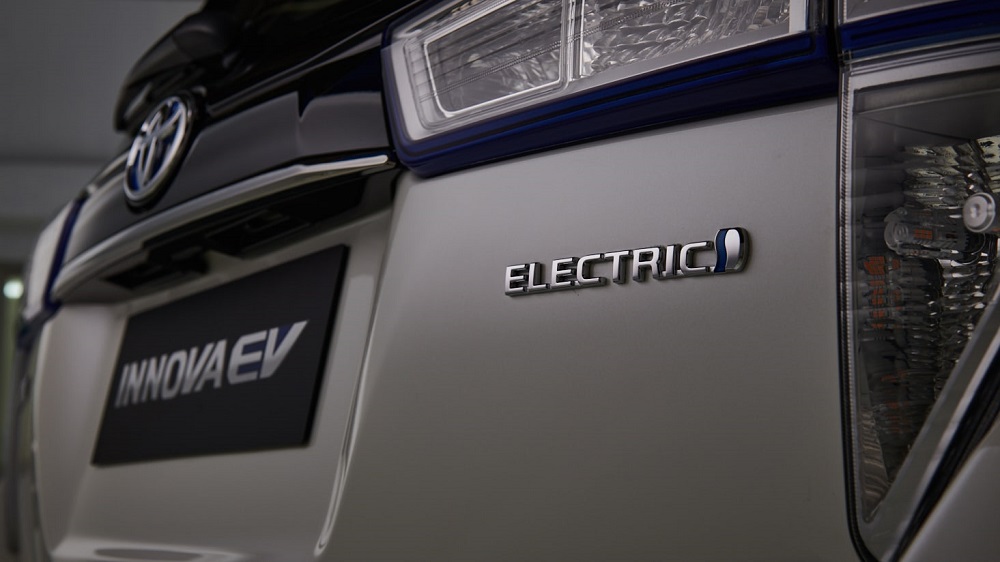 Có tổng cộng 5 chiếc Toyota Innova EV được chế tạo Có tổng cộng 5 chiếc Toyota Innova EV được chế tạo
