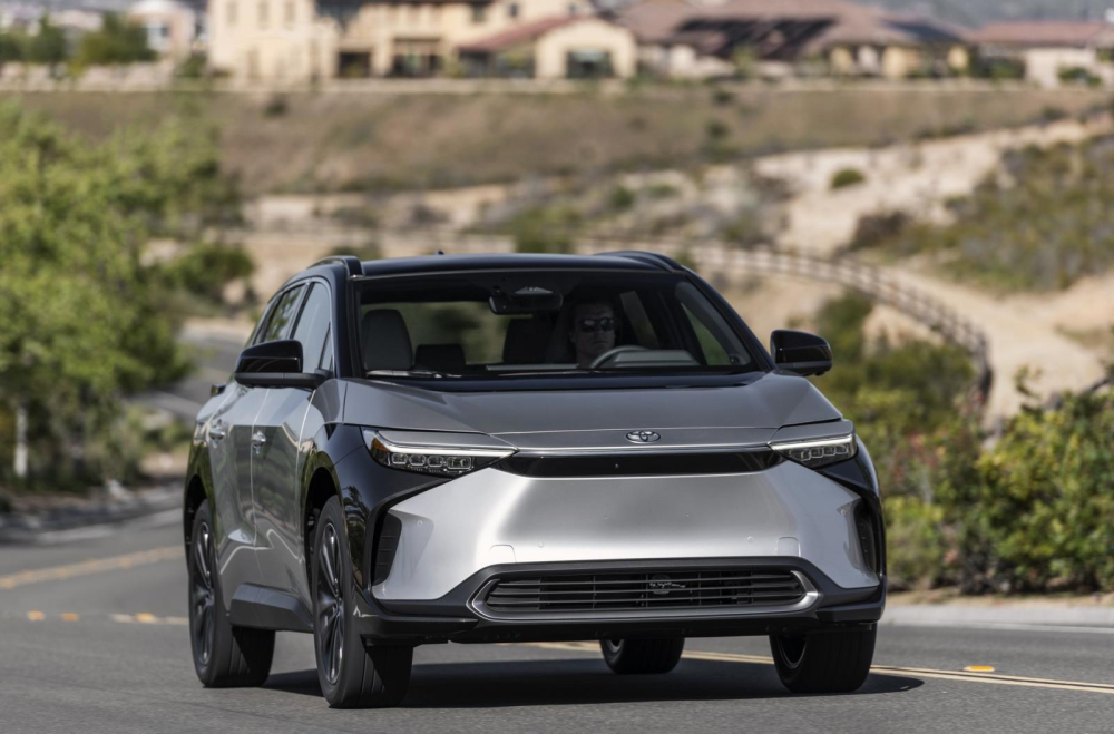 SUV cỡ trung Toyota bZ4X 2023 chính thức được tung ra thị trường SUV cỡ trung Toyota bZ4X 2023 chính thức được tung ra thị trường