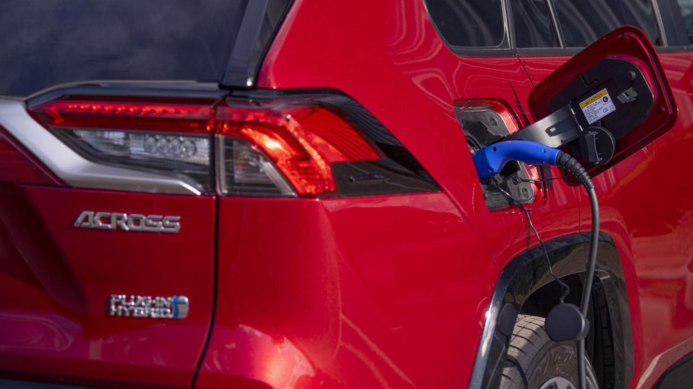 Suzuki Across 2022 có thời gian sạc pin ngắn hơn phiên bản cũ Suzuki Across 2022 có thời gian sạc pin ngắn hơn phiên bản cũ