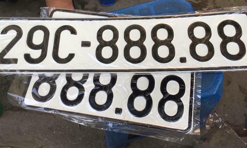 Bộ Công an đề xuất người trúng đấu giá được giữ lại biển số suốt đời