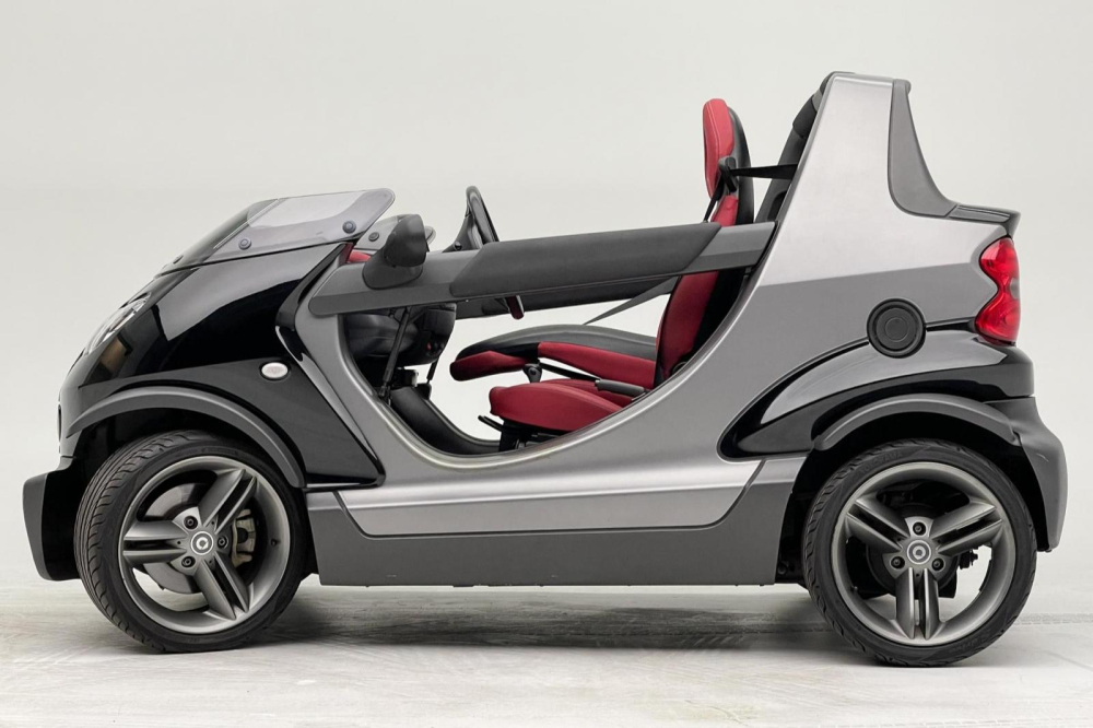 Phía bên của Smart Crossblade Phía bên của Smart Crossblade