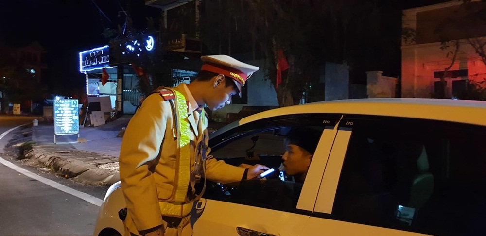 Xử phạt nhiều lỗi vi phạm cùng một lúc