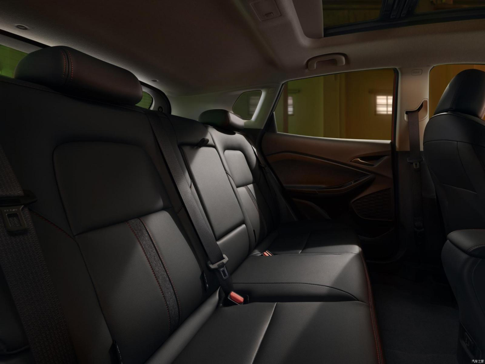 Hàng ghế sau của Chevrolet Tracker RS 2022