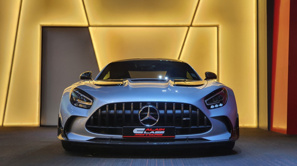 Đơn vị chuyên nhập khẩu siêu xe cho Đặng Lê Nguyên Vũ hé lộ việc có thể mang Mercedes-AMG GT Black Series về nước