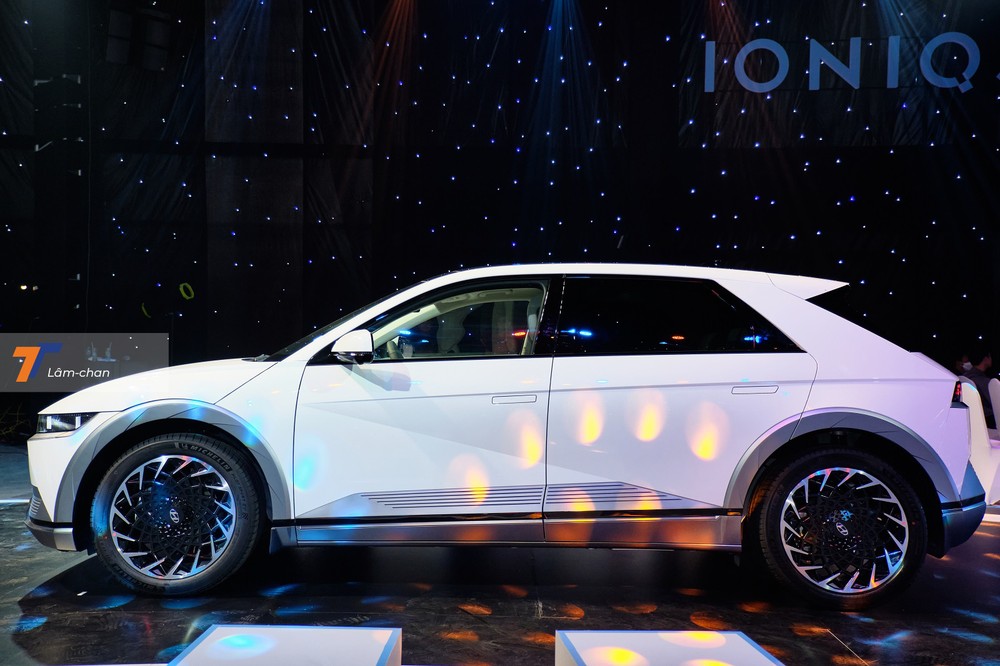Hyundai Ioniq 5 có chiều dài cơ sở khá lớn Hyundai Ioniq 5 có chiều dài cơ sở khá lớn