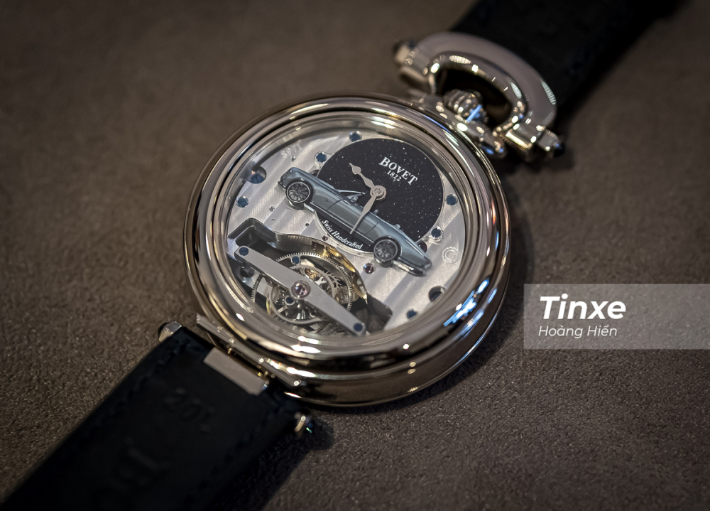 Tourbillon là công nghệ đáng tự hào của Bovet 1822. Tourbillon là công nghệ đáng tự hào của Bovet 1822.