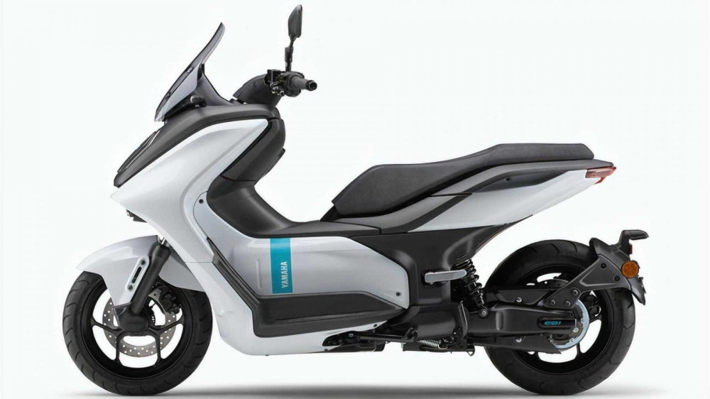 Yamaha E01 Yamaha E01