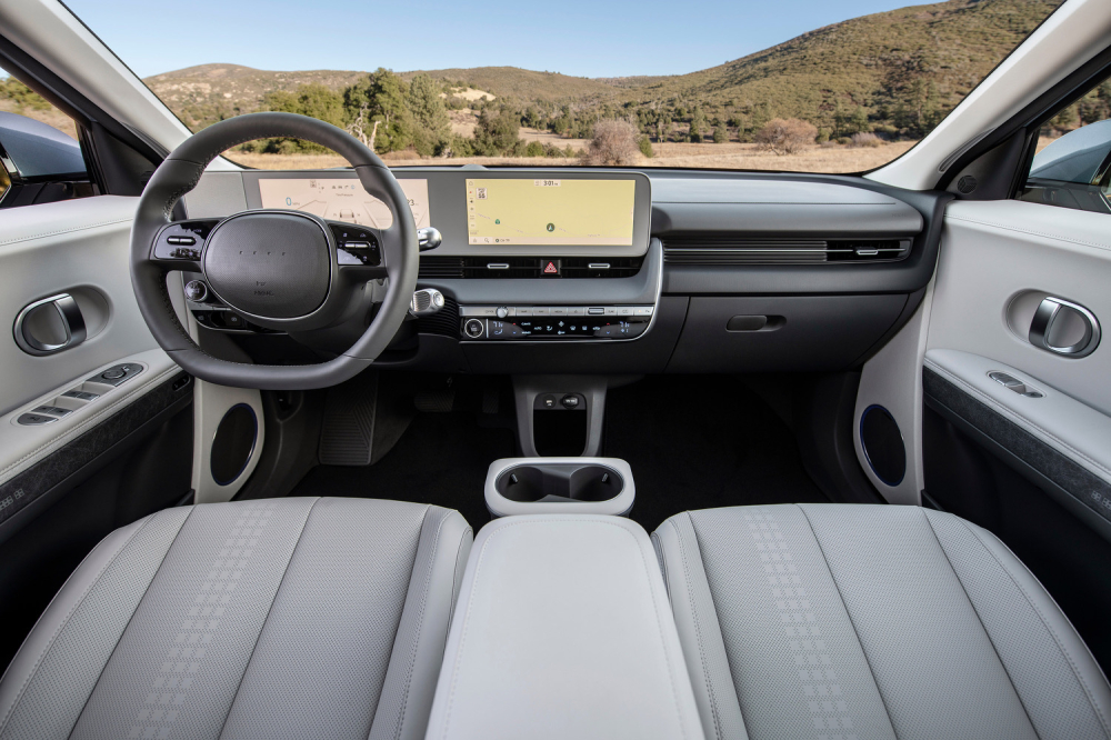 Nội thất khá tối giản bên trong Hyundai Ioniq 5 Nội thất khá tối giản bên trong Hyundai Ioniq 5