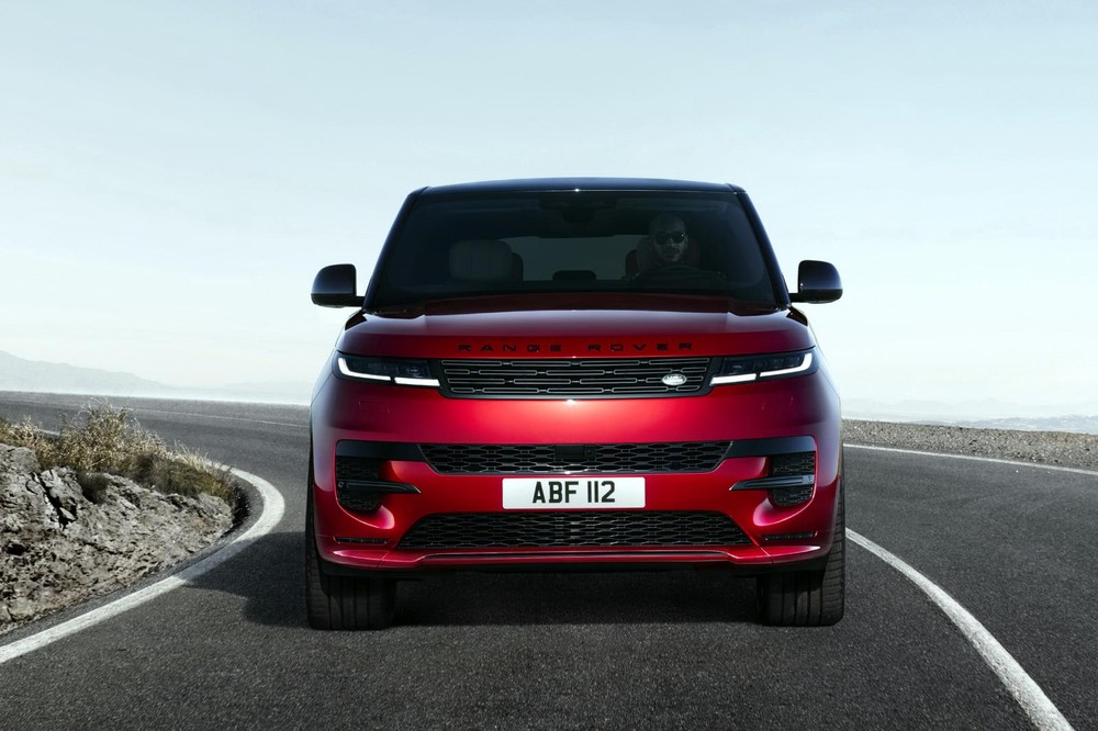 Cận cảnh đầu xe mới của Range Rover Sport 2023 Cận cảnh đầu xe mới của Range Rover Sport 2023