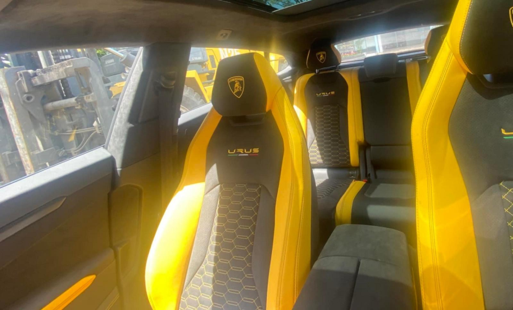 Ghế ngồi của xe Lamborghini Urus Pearl Capsule Edition 2022 mới về Việt Nam