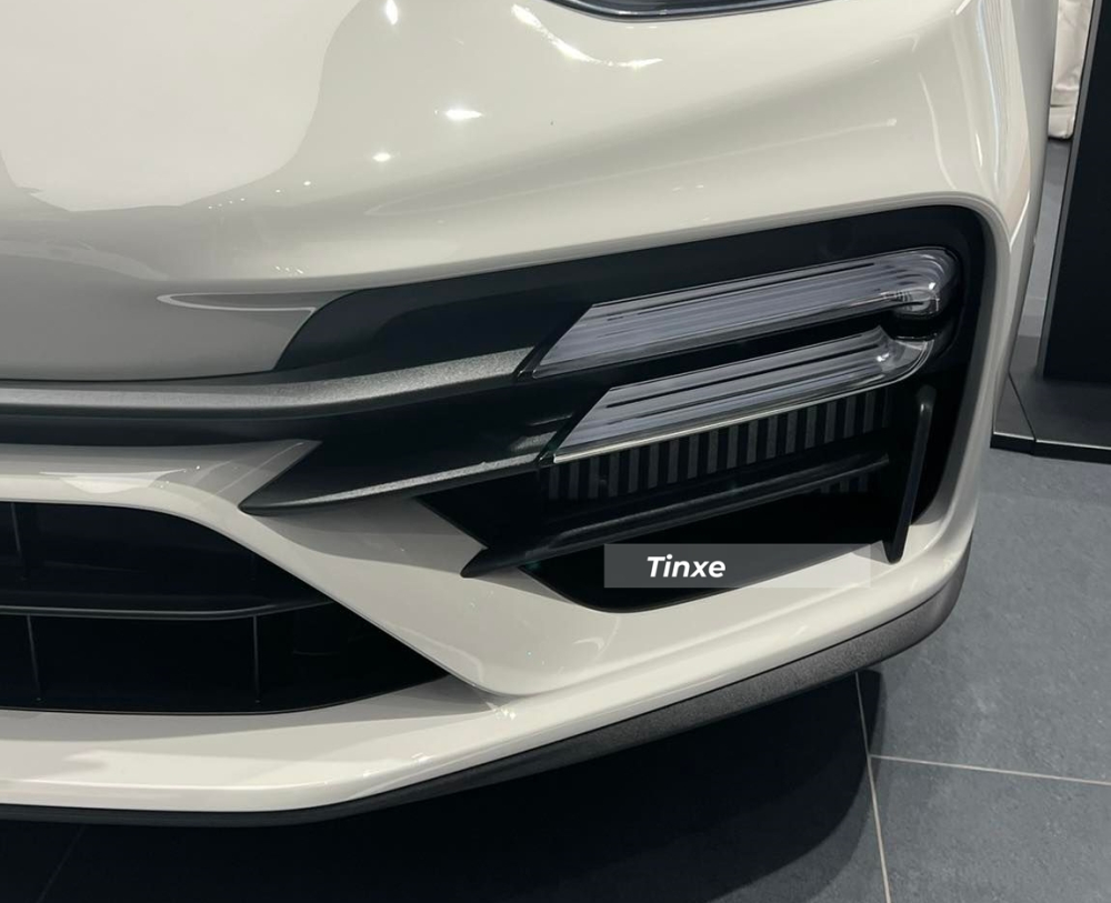 Hốc gió lớn hơn nhiều...