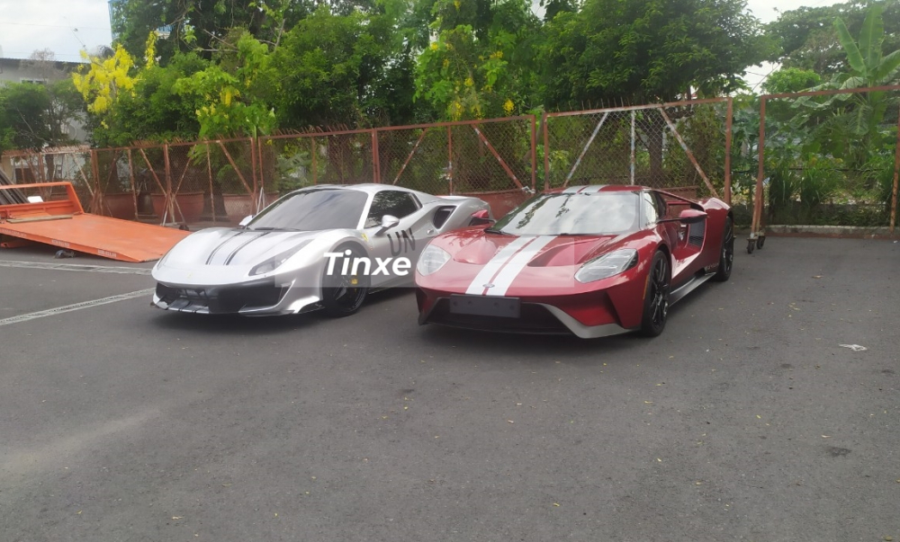 Ferrari 488 Pista Spider và Ford GT thế hệ mới của ông Đặng Lê Nguyên Vũ mới mua có giá hơn 100 tỷ đồng Ferrari 488 Pista Spider và Ford GT thế hệ mới của ông Đặng Lê Nguyên Vũ mới mua có giá hơn 100 tỷ đồng
