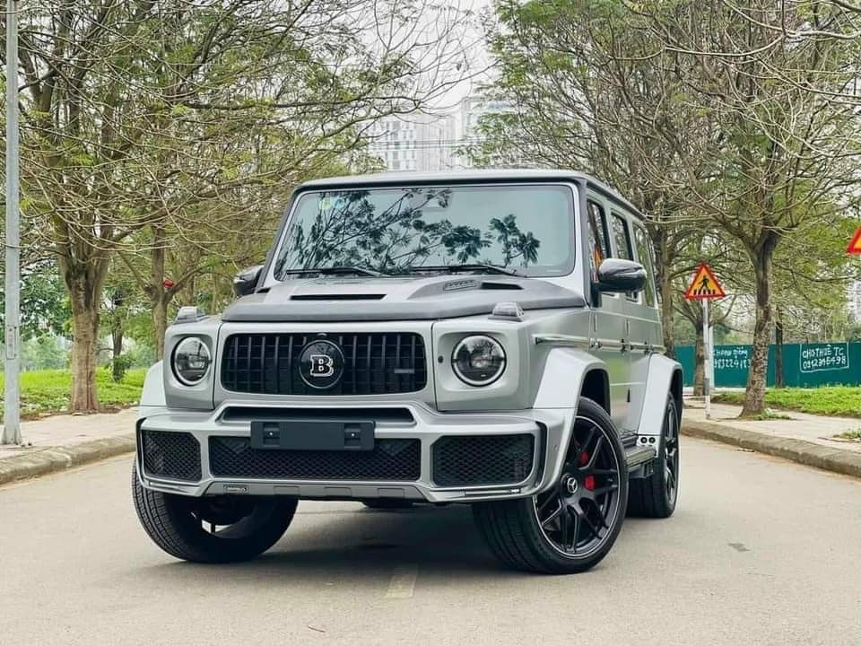 Không chỉ sở hữu màu hot, chiếc Mercedes-AMG G63 này còn có sẵn bản độ Brabus, giá trải nghiệm trên 13 tỷ đồng Không chỉ sở hữu màu hot, chiếc Mercedes-AMG G63 này còn có sẵn bản độ Brabus, giá trải nghiệm trên 13 tỷ đồng