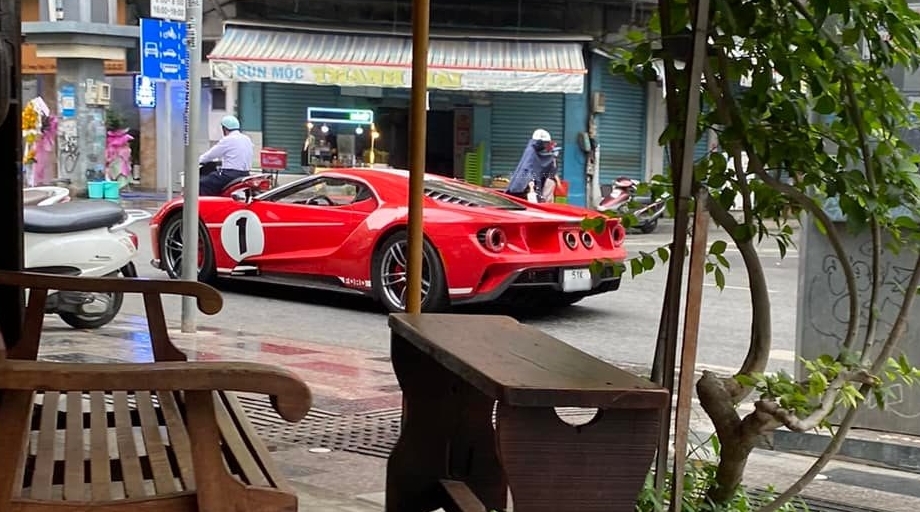 Độc bản Ford GT '67 Heritage Edition chính thức lăn bánh sau khi tìm thấy chủ nhân Độc bản Ford GT '67 Heritage Edition chính thức lăn bánh sau khi tìm thấy chủ nhân