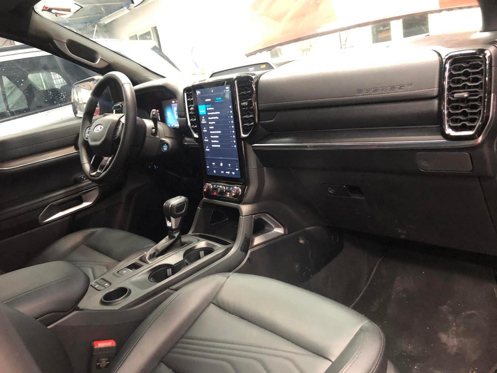 Nội thất của Ford Everest 2022 bản Titanium Nội thất của Ford Everest 2022 bản Titanium