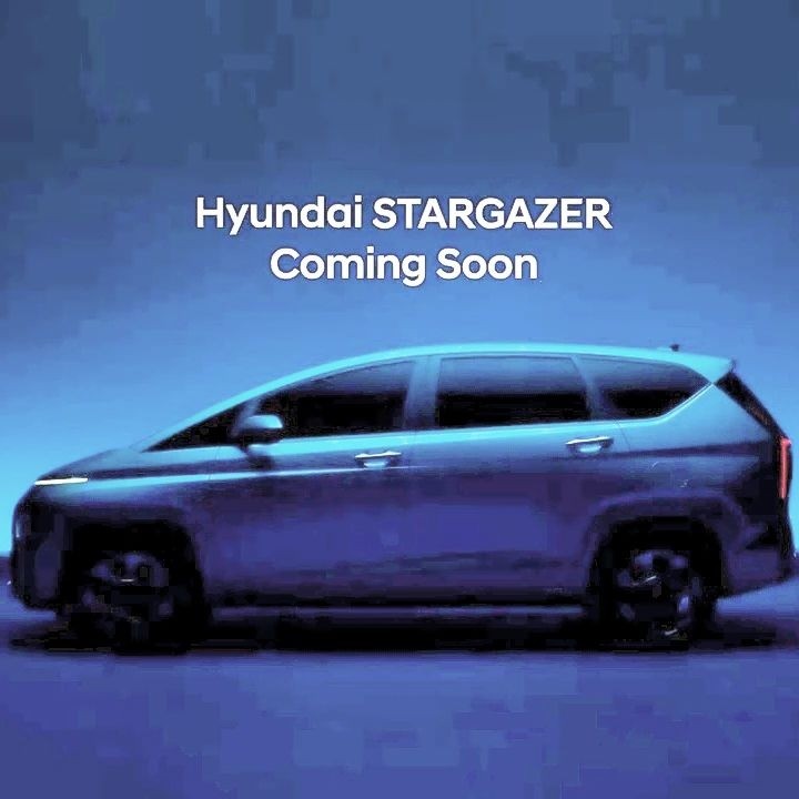 Hyundai Stargazer 2022 trông khá giống với Mitsubishi Xpander khi nhìn bên sườn