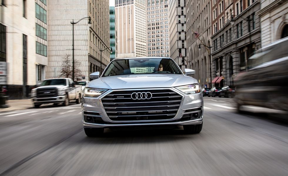 Audi A8L bị triệu hồi   Audi A8L bị triệu hồi