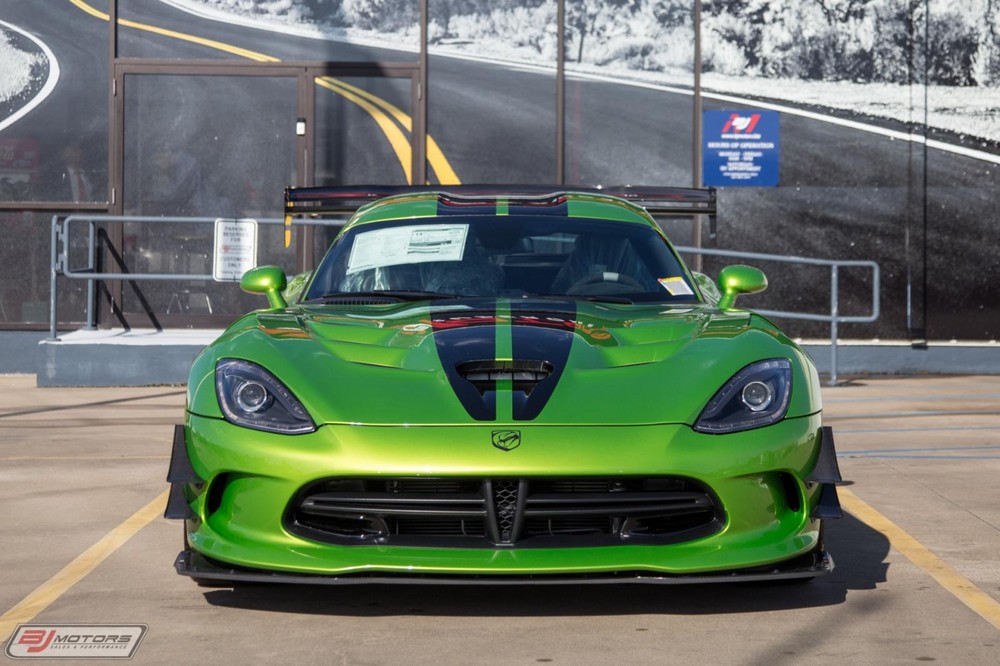 Dodge SRT Viper ACR Dodge SRT Viper ACR