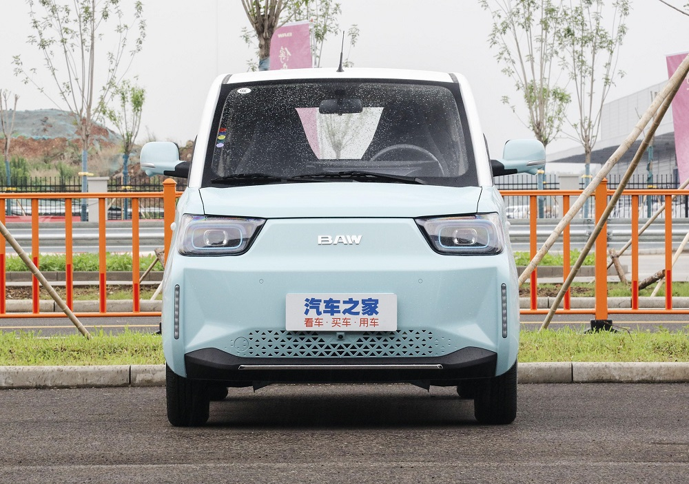 Cận cảnh đầu xe của BAW Yuanbao Cận cảnh đầu xe của BAW Yuanbao