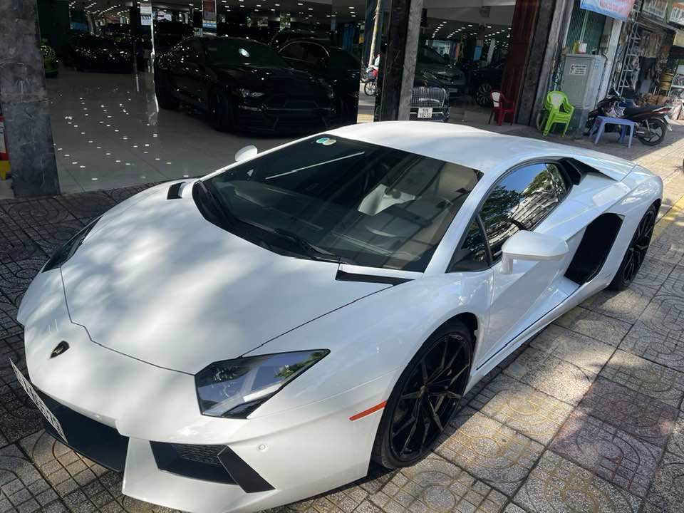 Thiếu gia 8X ở Bình Dương bán lại Lamborghini Aventador bí ẩn nhất Việt Nam sau 3 năm sở hữu Thiếu gia 8X ở Bình Dương bán lại Lamborghini Aventador bí ẩn nhất Việt Nam sau 3 năm sở hữu