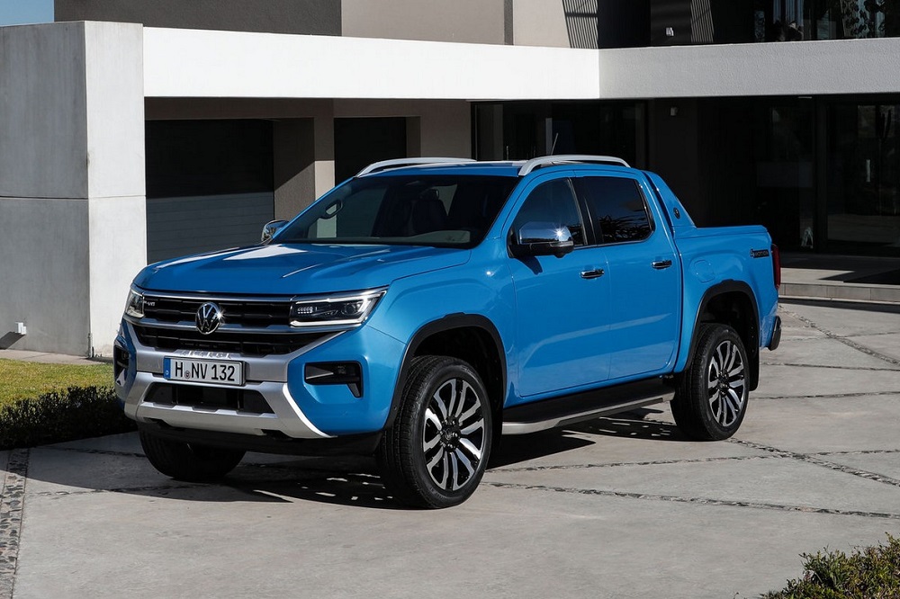 Vén màn Volkswagen Amarok 2023 - anh em sinh đôi không cùng trứng của Ford Ranger