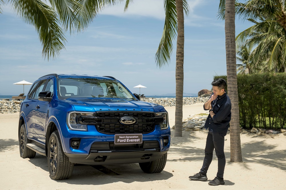 Ford Everest có nhiều điểm tương đồng về mặt thiết kế với Ranger. Ford Everest có nhiều điểm tương đồng về mặt thiết kế với Ranger.