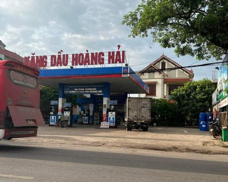 Bắc Giang: Chủ xe ô tô đổ 500 nghìn tiền xăng, hút ra chỉ được 9,5 lít