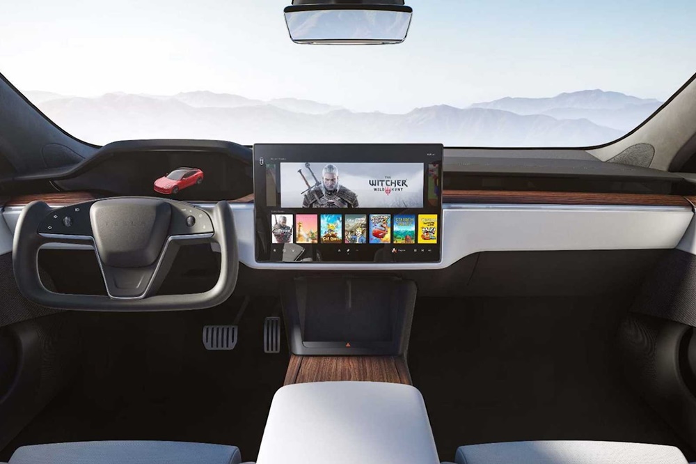 Màn hình cảm ứng trung tâm, Tesla Màn hình cảm ứng trung tâm, Tesla
