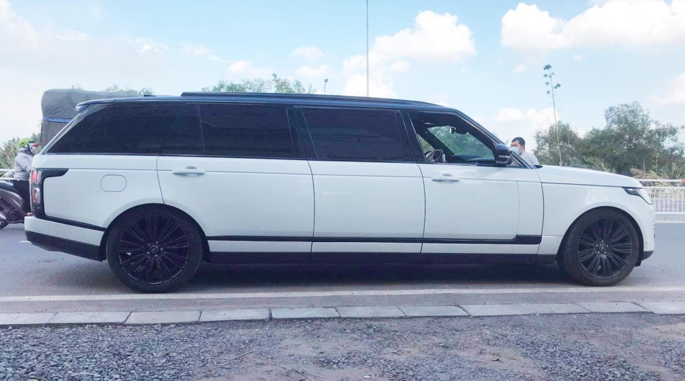 Range Rover Autobiography độ Klassen siêu khủng xuất hiện trên đường phố Sài thành Range Rover Autobiography độ Klassen siêu khủng xuất hiện trên đường phố Sài thành