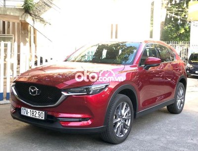 Mazda CX-5 2.0 Luxury 2020, biển số 17A - 182.90 đã lăn bánh 7.000 km, giá bán mong muốn 825 triệu đồng.