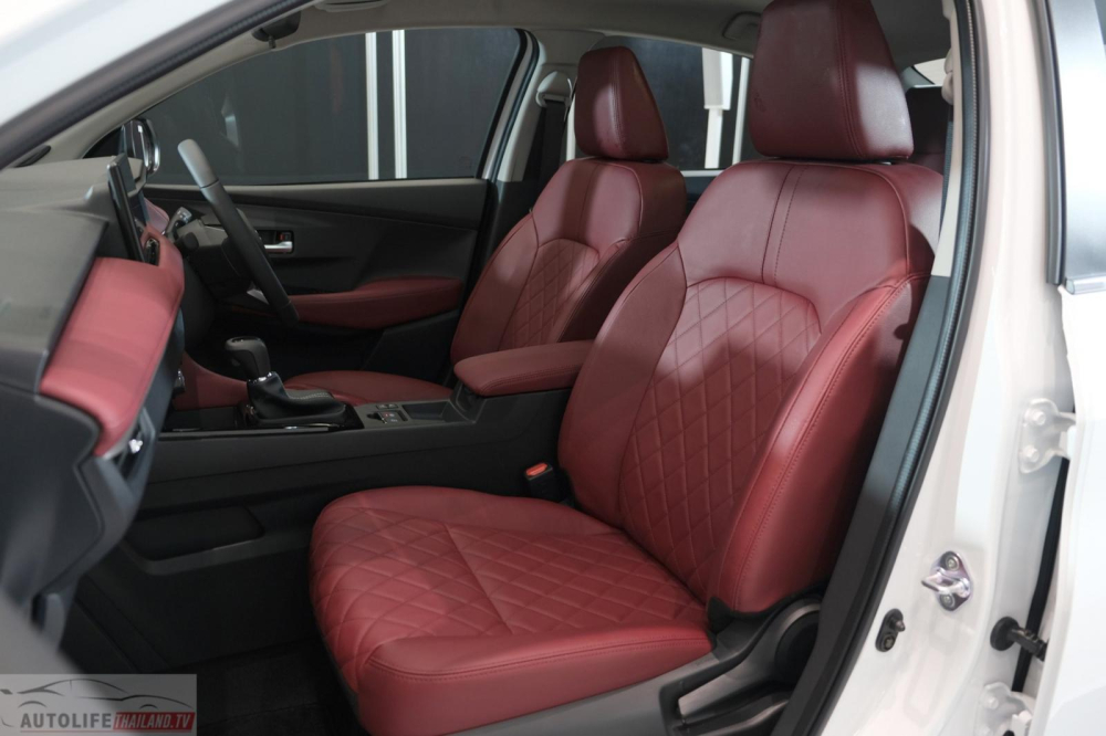 Ghế trước của Toyota Vios Premium Luxury 2023