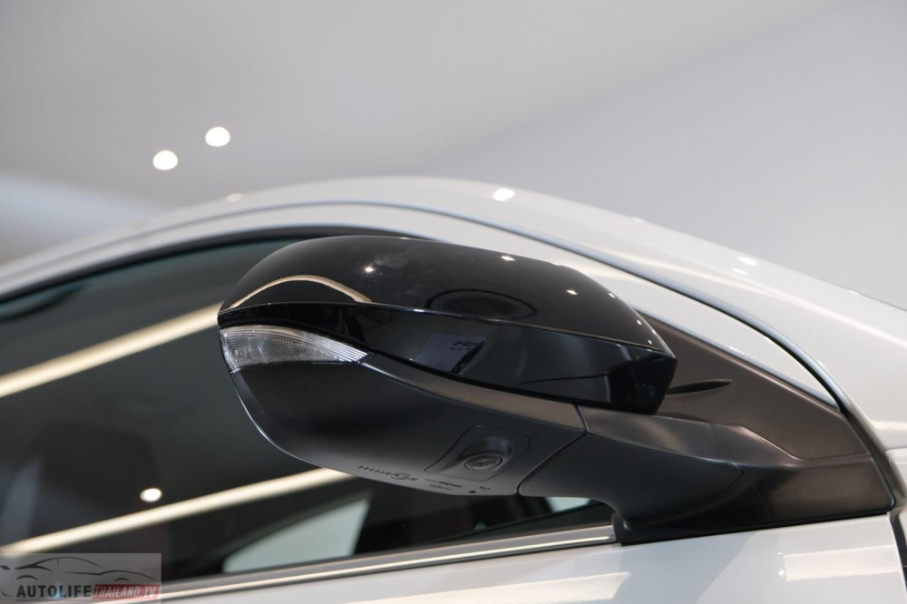 Gương ngoại thất của Toyota Vios Premium Luxury 2023