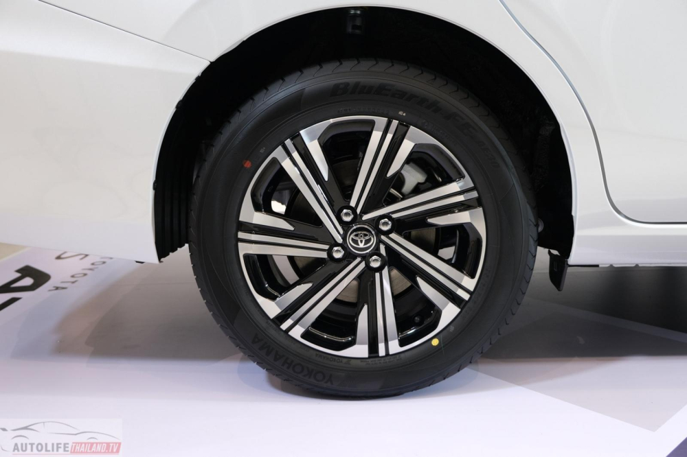 La-zăng của Toyota Vios Premium Luxury 2023
