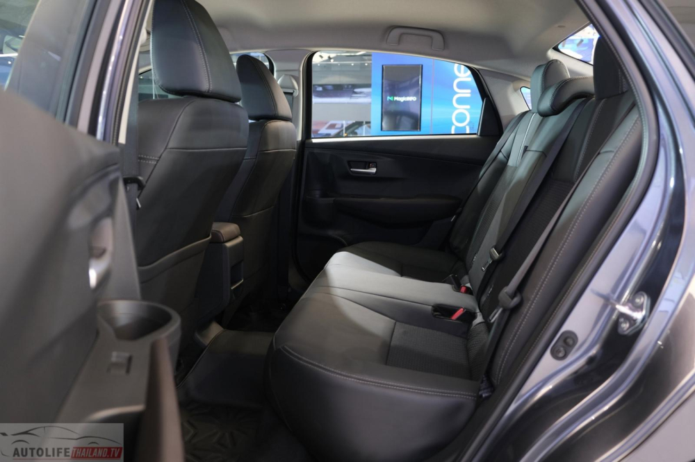 Toyota Vios Smart 2023 không có hệ thống đèn viền nội thất 64 màu