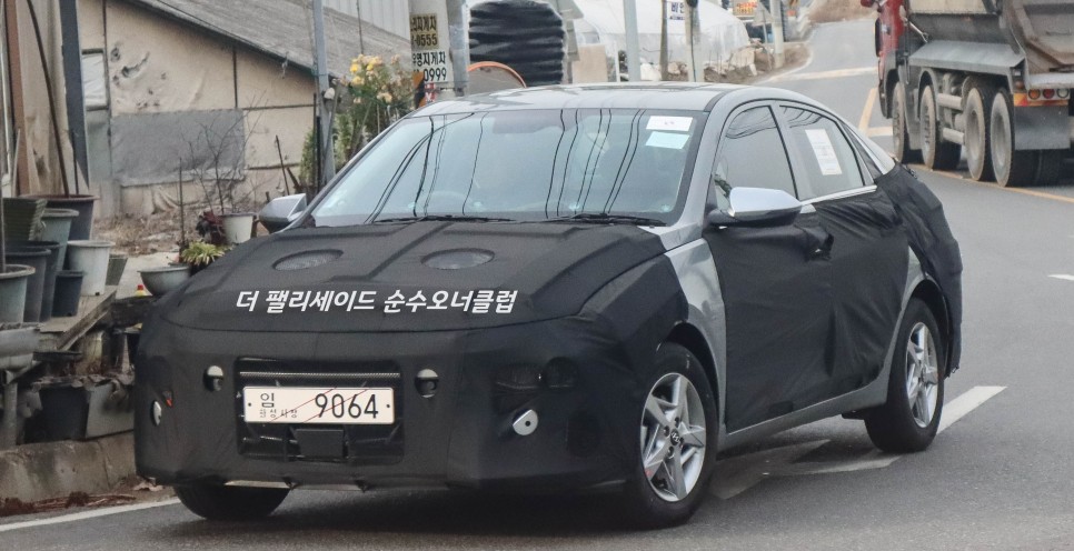 Hyundai Accent dự kiến có thiết kế ngoại thất giống Elantra Hyundai Accent dự kiến có thiết kế ngoại thất giống Elantra
