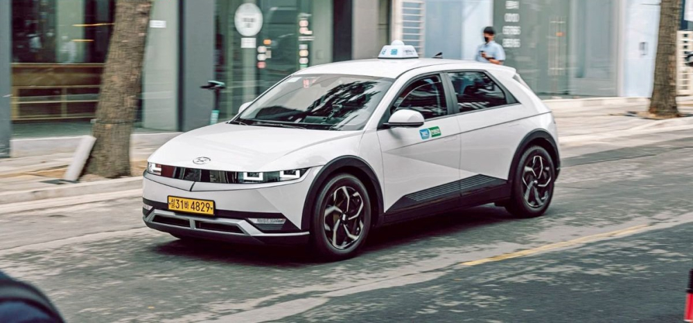 Ô tô điện tiền tỷ Hyundai Ioniq 5 sắp bán ở Việt Nam là lựa chọn yêu thích của các tài xế taxi tại Hàn Quốc Ô tô điện tiền tỷ Hyundai Ioniq 5 sắp bán ở Việt Nam là lựa chọn yêu thích của các tài xế taxi tại Hàn Quốc