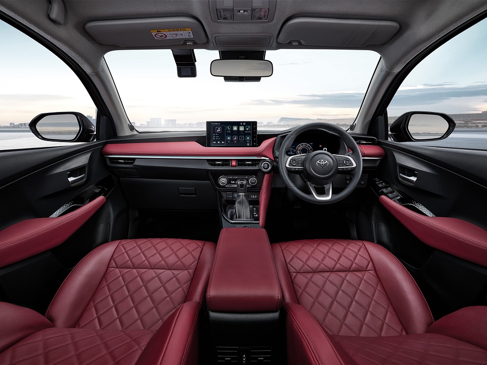 Nội thất bọc da màu đỏ sang trọng của Toyota Vios 2023 bản cao cấp nhất