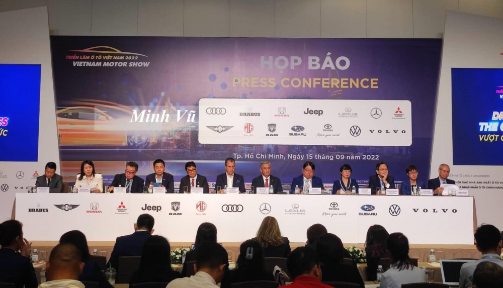 Triển lãm ô tô Việt Nam 2022 quay trở lại sau 2 năm bị hủy vì dịch Covid-19 Triển lãm ô tô Việt Nam 2022 quay trở lại sau 2 năm bị hủy vì dịch Covid-19