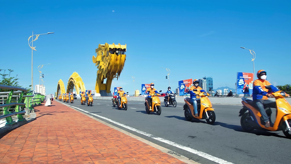 In the initial phase, the service will be implemented in Da Nang with 100 bikes