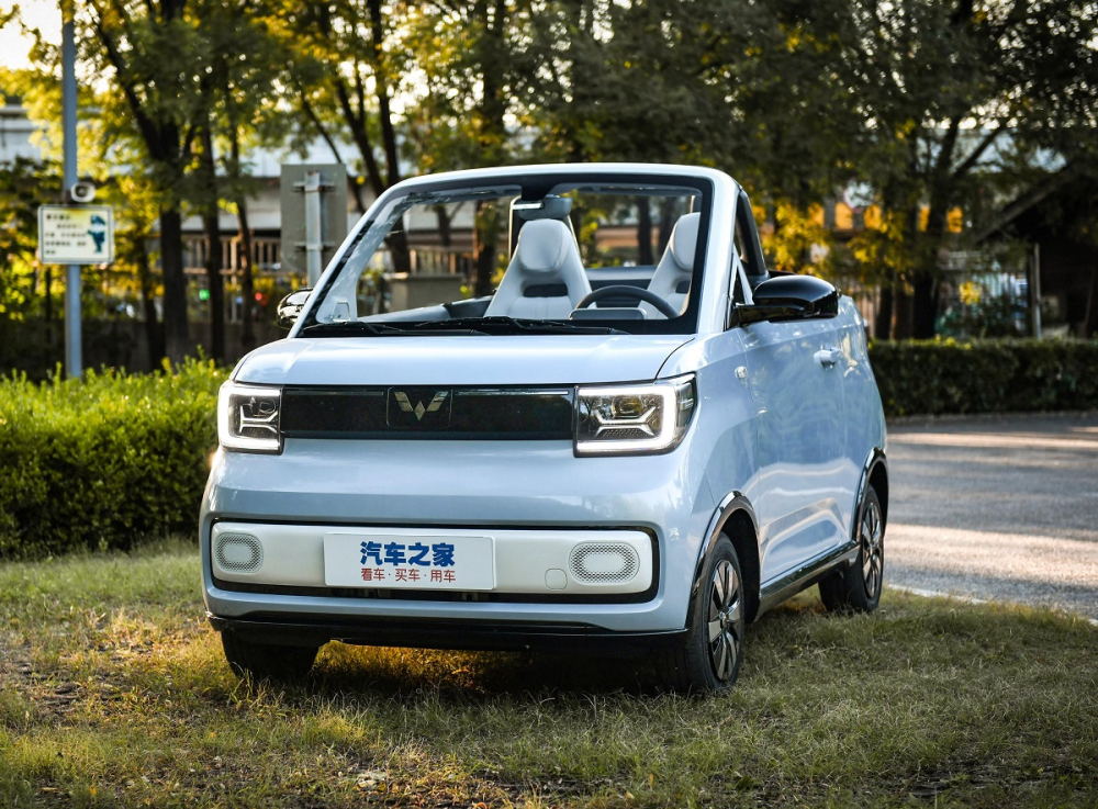 Wuling Hongguang Mini EV Cabrio 2023 có phạm vi hoạt động ngang ngửa VinFast VF e34 Wuling Hongguang Mini EV Cabrio 2023 có phạm vi hoạt động ngang ngửa VinFast VF e34