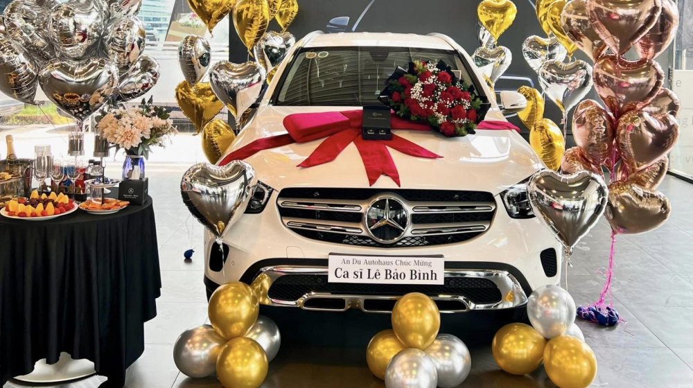 Cận cảnh Mercedes-Benz GLC 200 của nam ca sĩ Lê Bảo Bình Cận cảnh Mercedes-Benz GLC 200 của nam ca sĩ Lê Bảo Bình