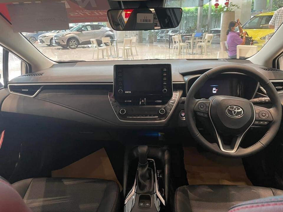 Nội thất của Toyota Corolla Altis GR-S 2022 tại Thái Lan Nội thất của Toyota Corolla Altis GR-S 2022 tại Thái Lan