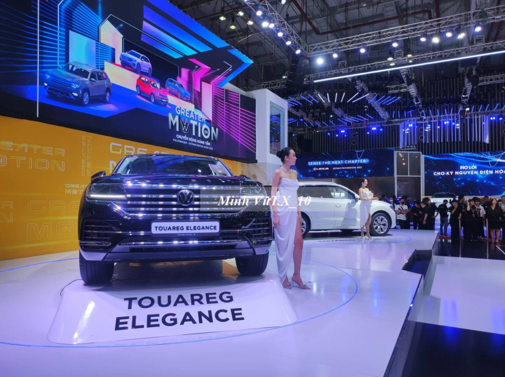 Cặp đôi xe Volkswagen Touareg 2022 có giá từ 3 tỷ đồng