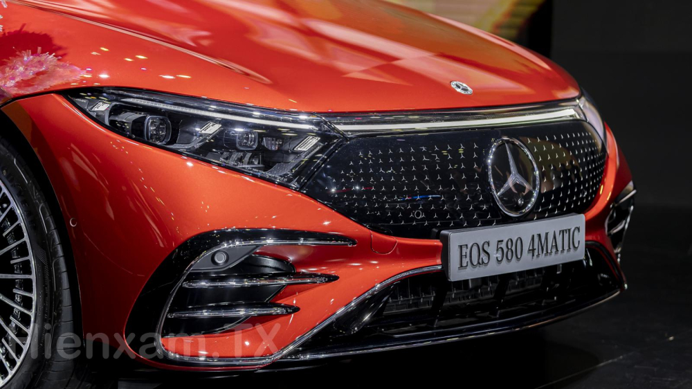 Hệ thống đèn chiếu sáng trên Mercedes-EQS