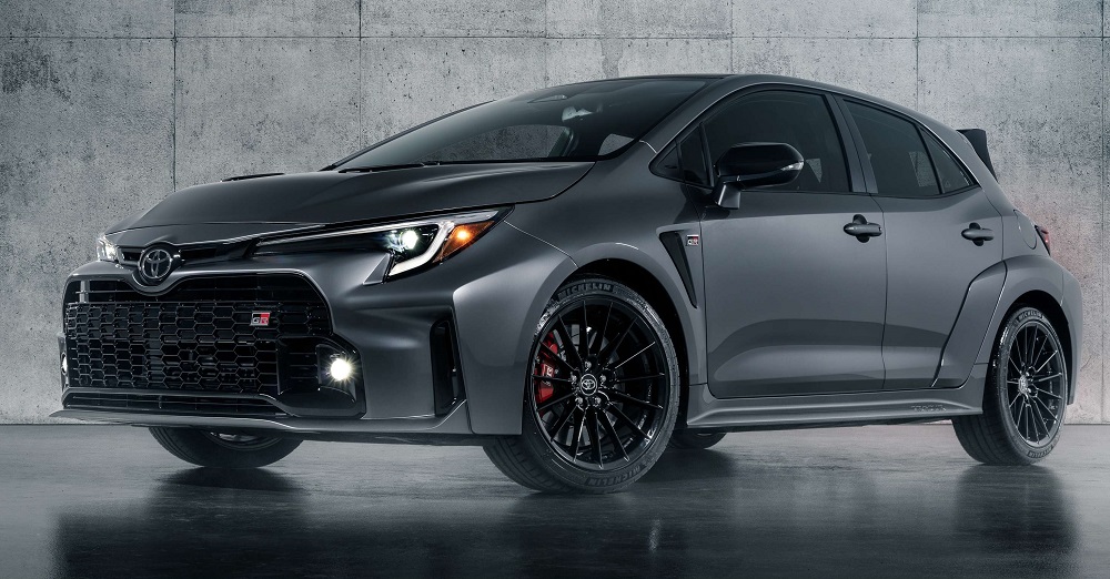 Toyota GR Corolla 2023 sẽ ra mắt Đông Nam Á vào tháng sau để so kè với Honda Civic Type R